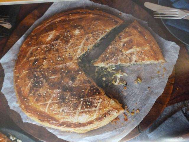 THE GREAT BRITISH BAKE OFF - LOVE TO BAKE By Paul Hollywood & Prue Leith