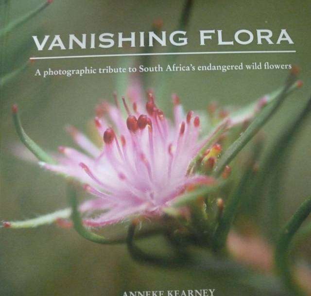 VANISHING FLORA -