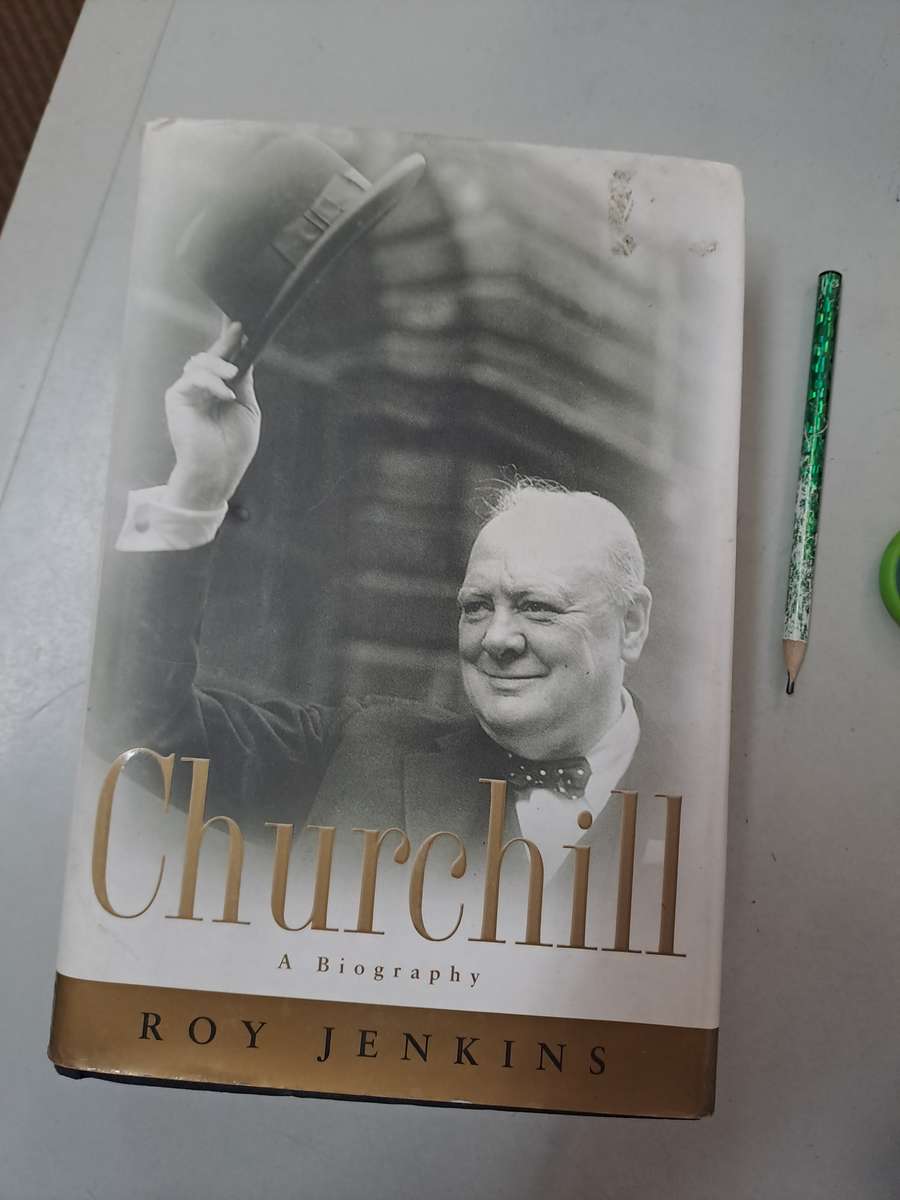 CHURCHILL By Roy Jenkins