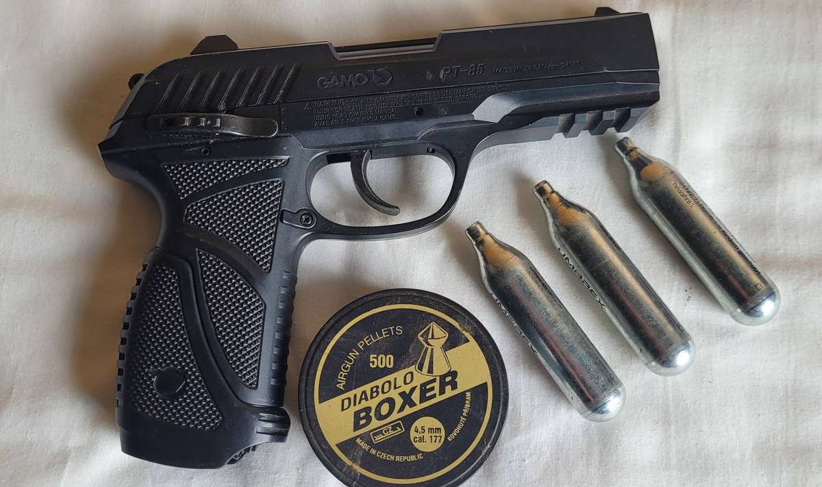 GAMO PT 85 GAS PISTOL