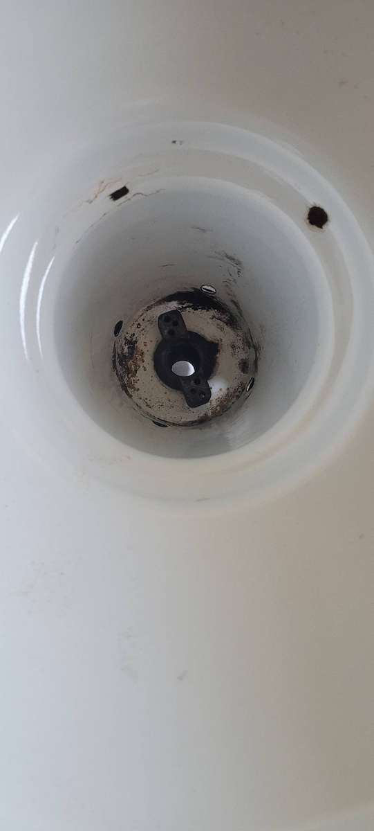 VINTAGE INDUSTRIAL GREEN ENAMEL LAMP