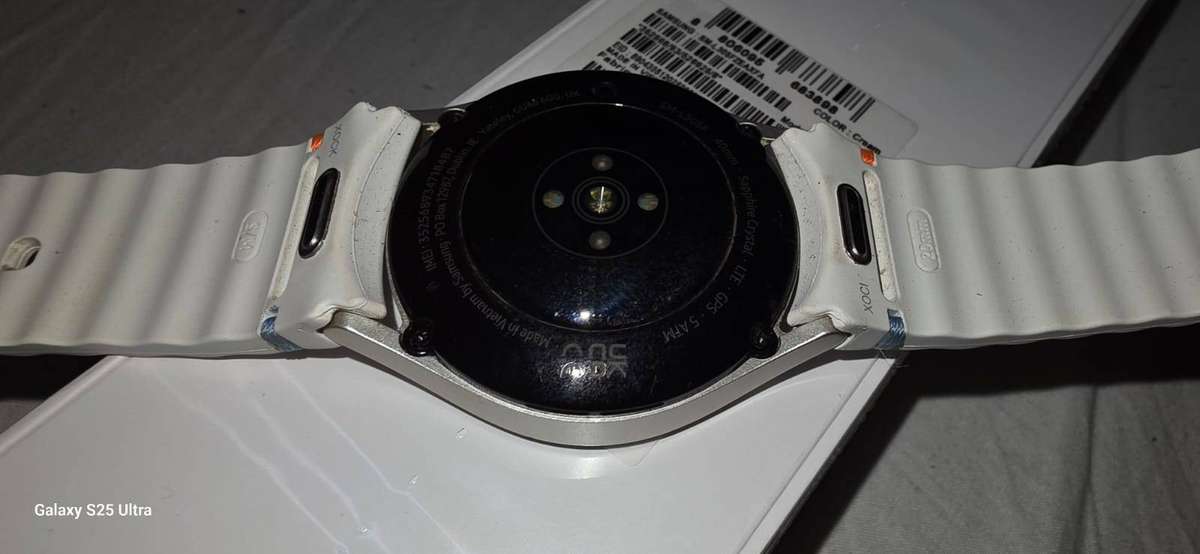 brand-new, Sealed Samsung Galaxy Watch7