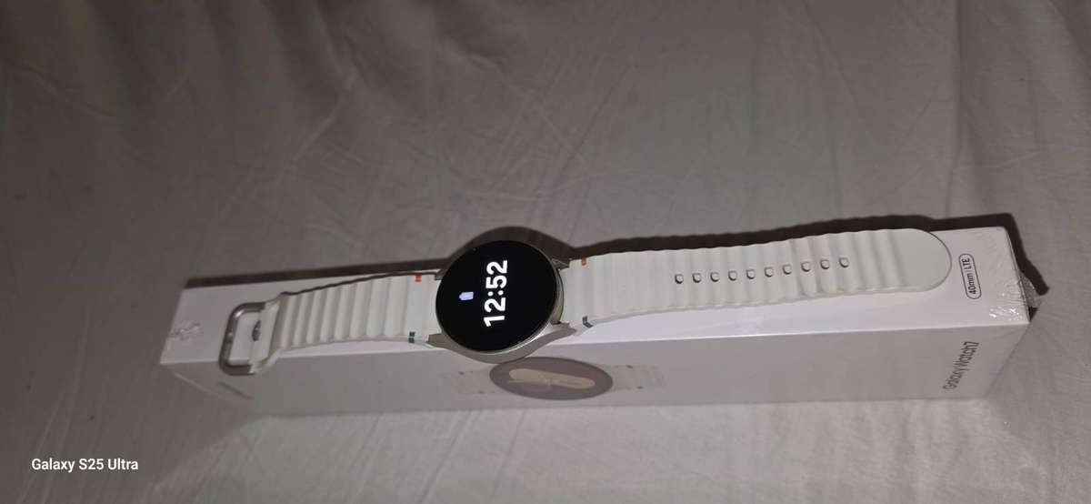 brand-new, Sealed Samsung Galaxy Watch7