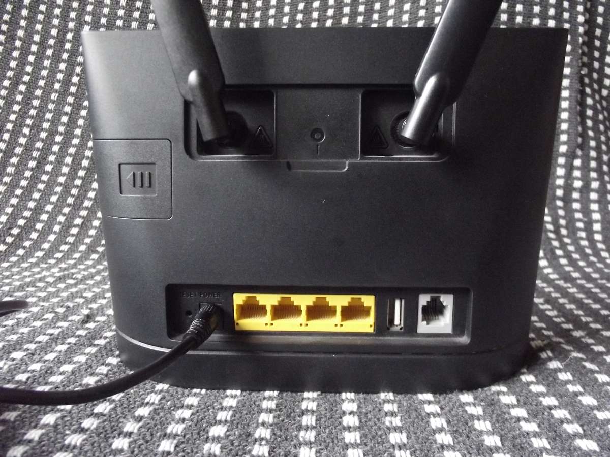 Huawei LTE B315 Router