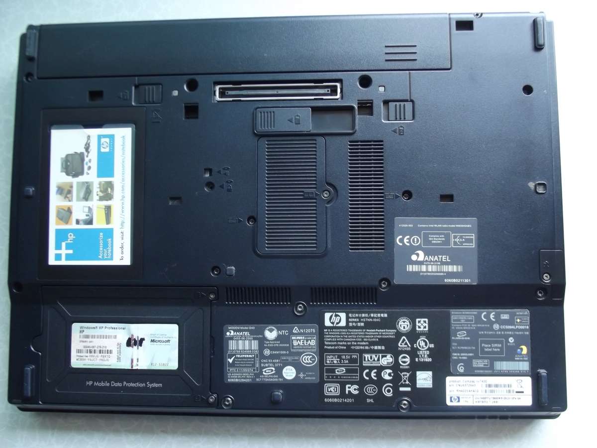 HP Compaq nx7400 Laptop