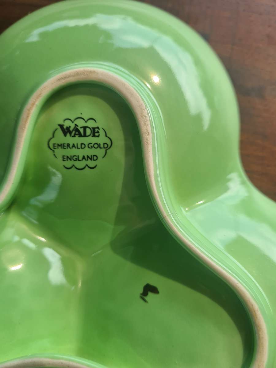 Wade Dish - Emerald Gold England 1950'