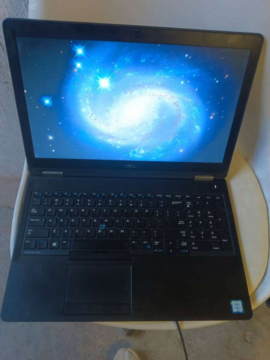 DELL LATITUDE E5570 CORE i5 6TH GEN