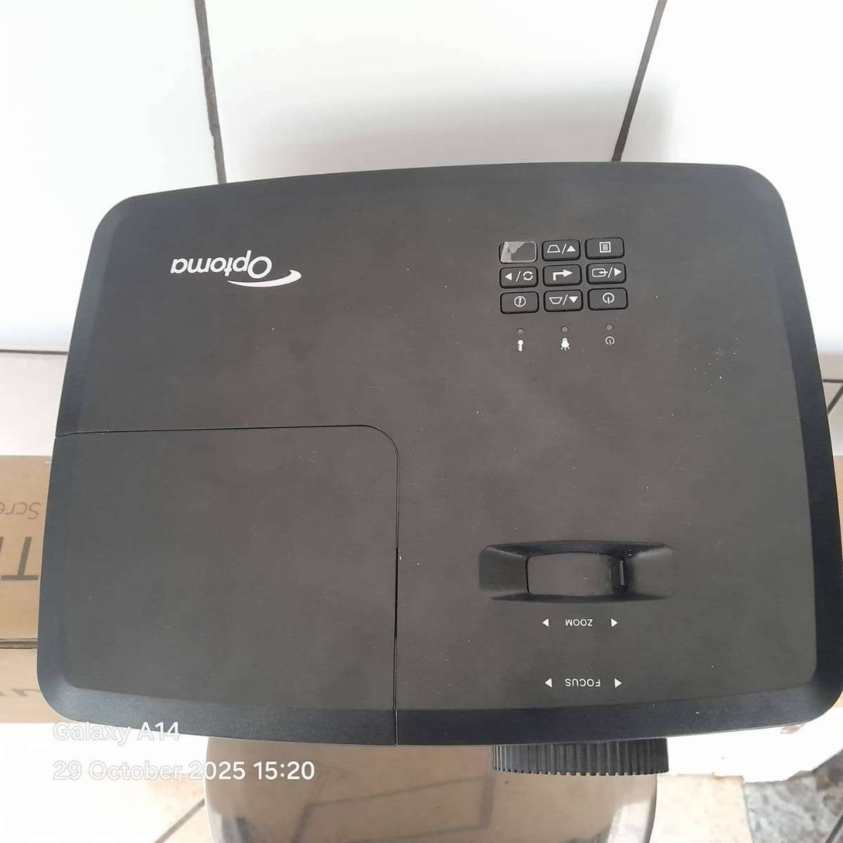 HIGH END OPTOMA X400LVe XGA PROJECTOR with massive lamp life