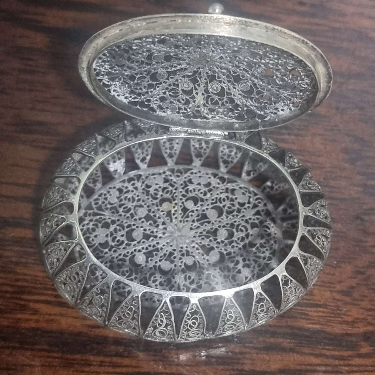 Antique sterling silver Trinket basket 22,1 Grams