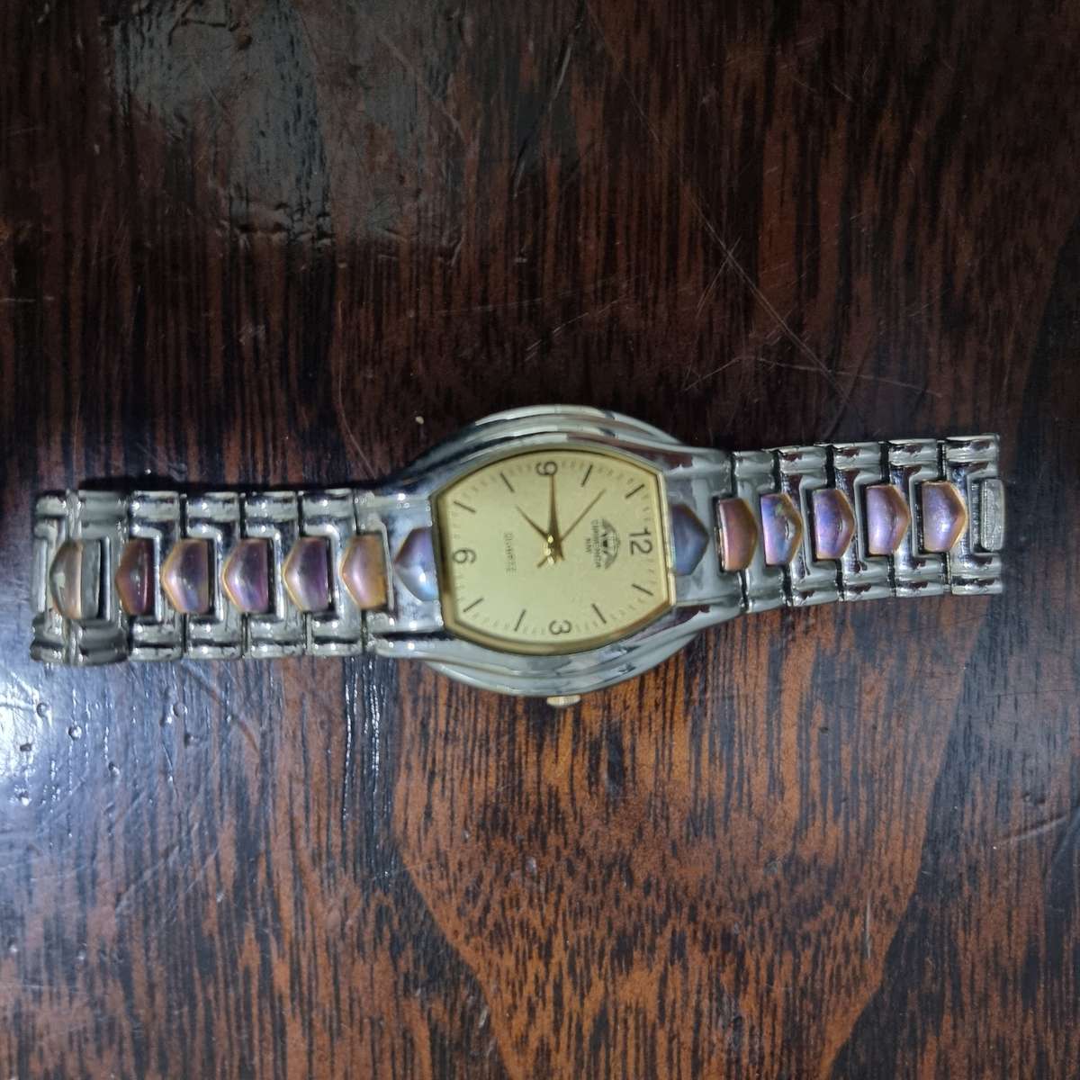 Diamonda Aim Watch with Quarts movement.