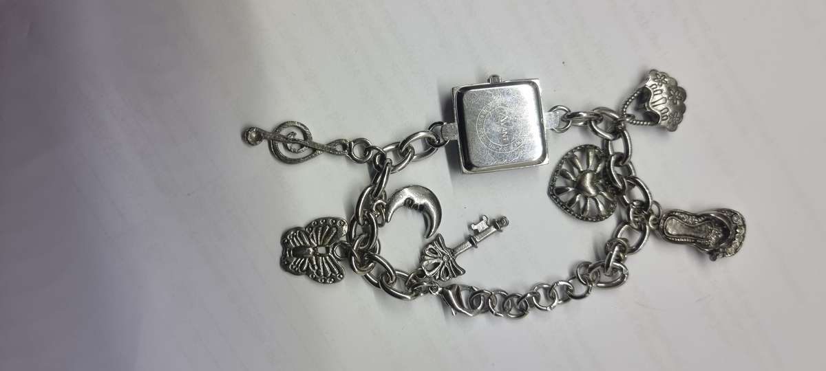 Avant quartz with charms.