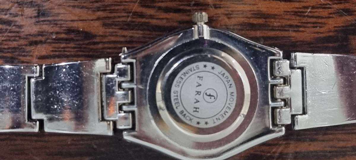 Farah Quartz watch New