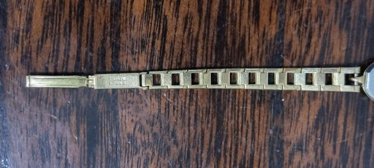 Rotary ladies watch wind up