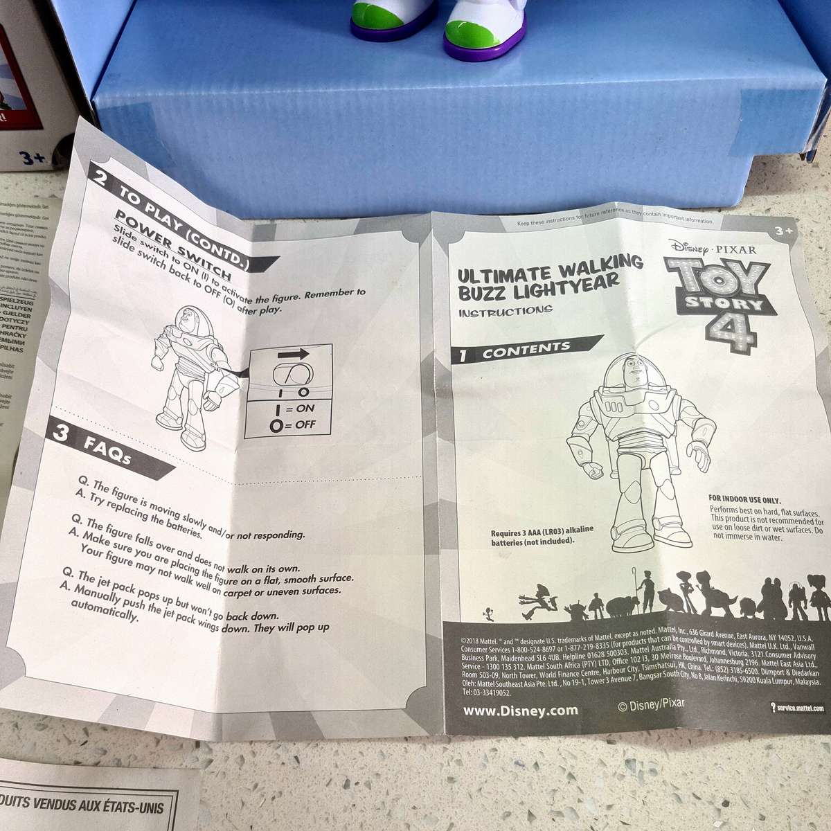 Disney Toy STory  4 Buzz Lightyear Talking & Walking in original box