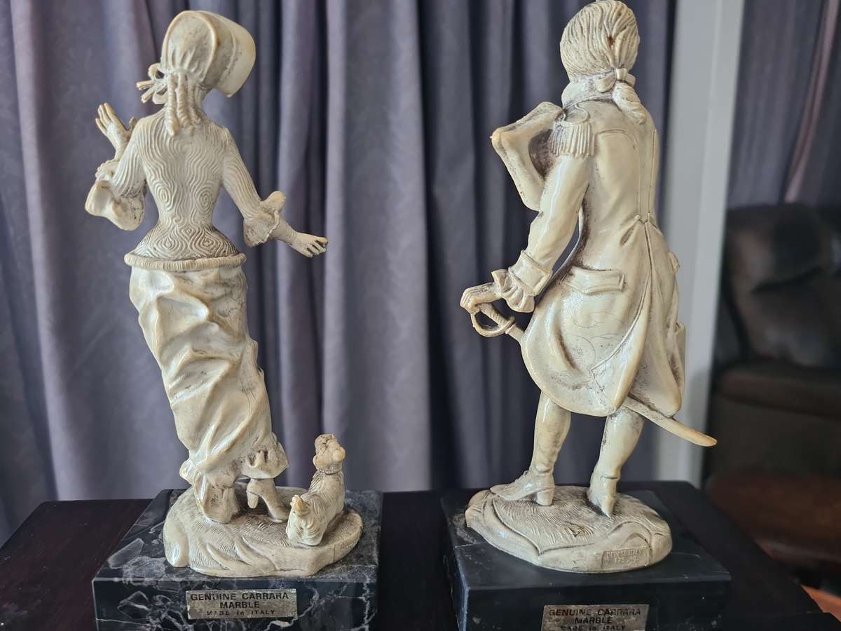 A Pair of Italian Depose Italy Figurines on Carrara Marble