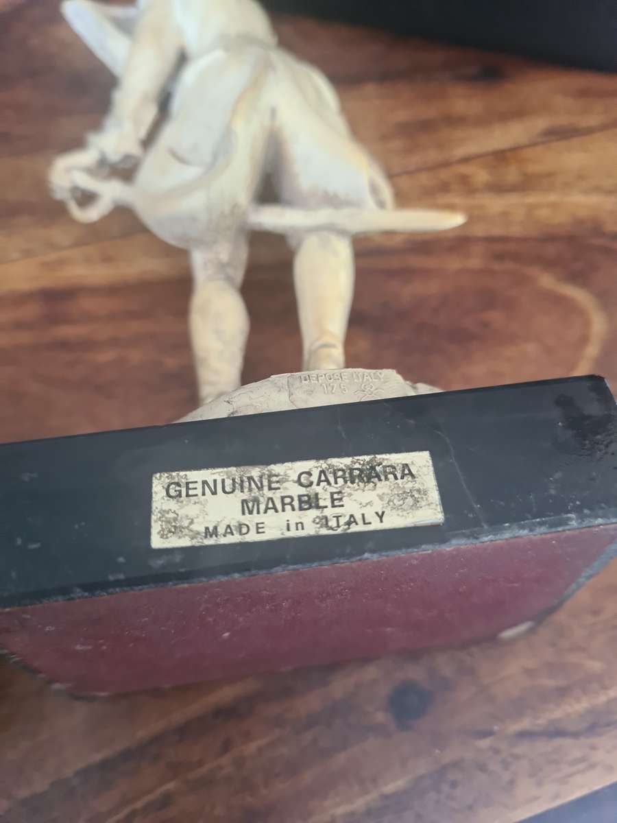 A Pair of Italian Depose Italy Figurines on Carrara Marble