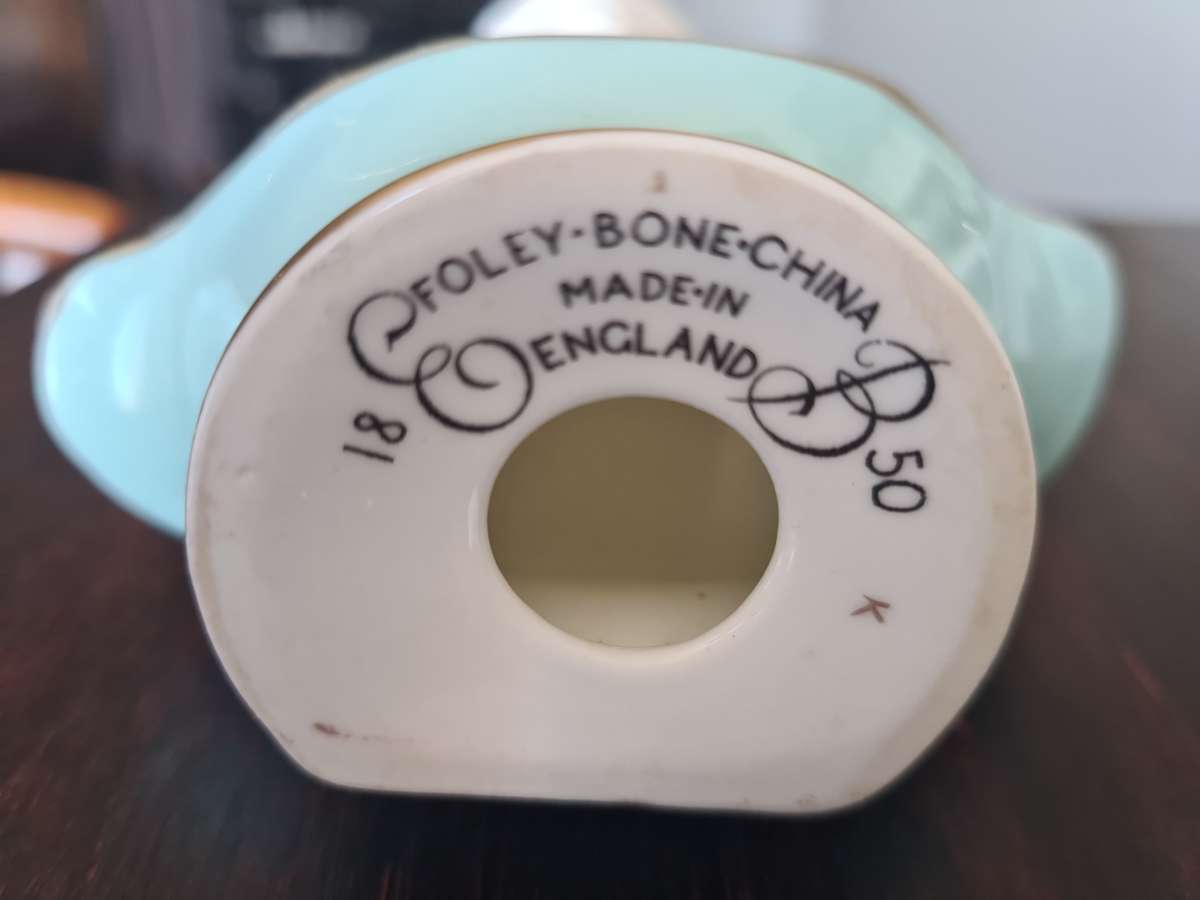 Foley Bone China Queen Elizabeth II Coronation Bust