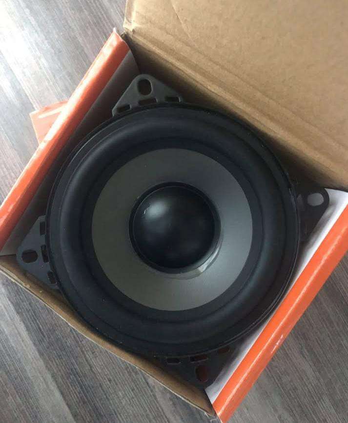 COMPLETE CAR SOUND SYSTEM KIT 5 ASSORTED SPEAKER PAIRS 6X9, 6.5INCH , 5 INCH, 4 INCH AND TWEETERS