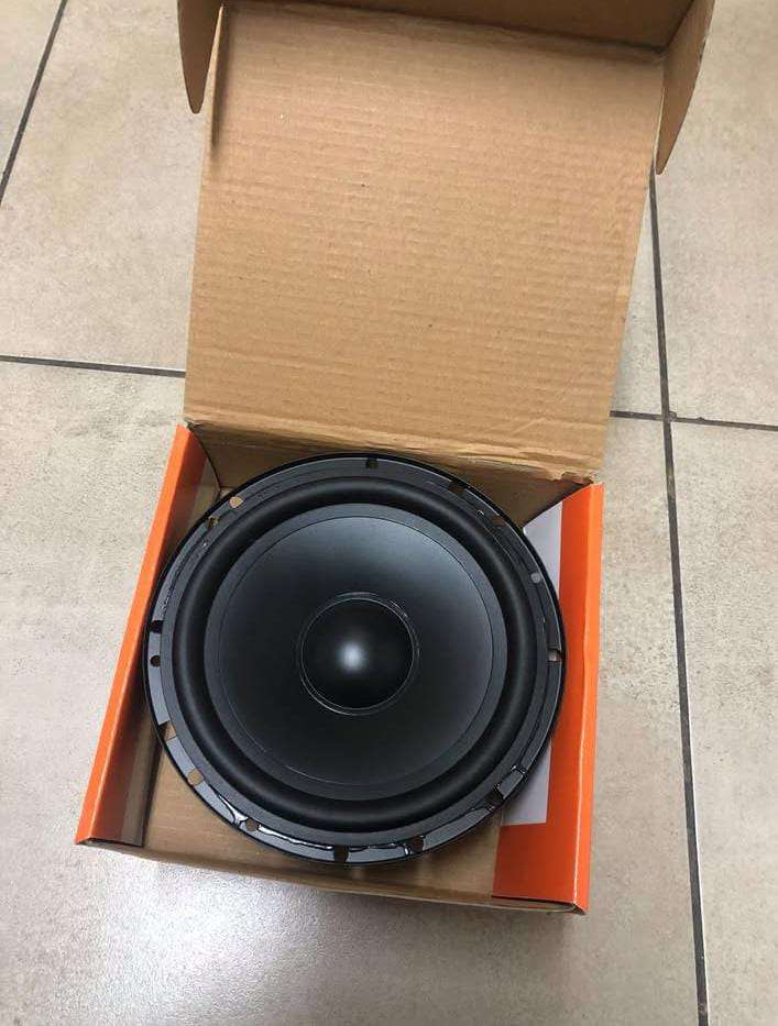 COMPLETE CAR SOUND SYSTEM KIT 5 ASSORTED SPEAKER PAIRS 6X9, 6.5INCH , 5 INCH, 4 INCH AND TWEETERS
