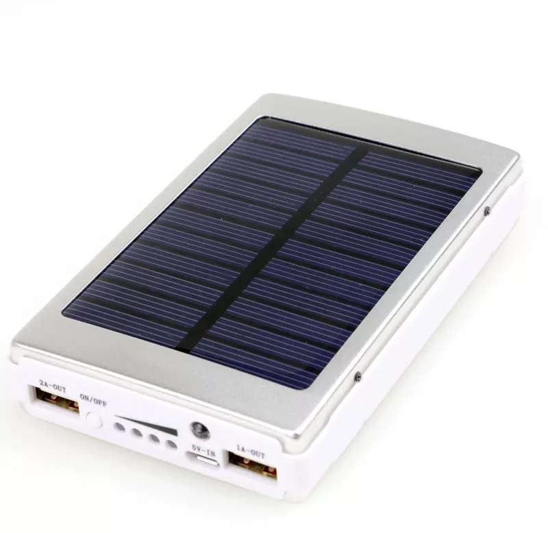 10 000 MAH SOLAR POWER RECHARGABLE POWER BANK