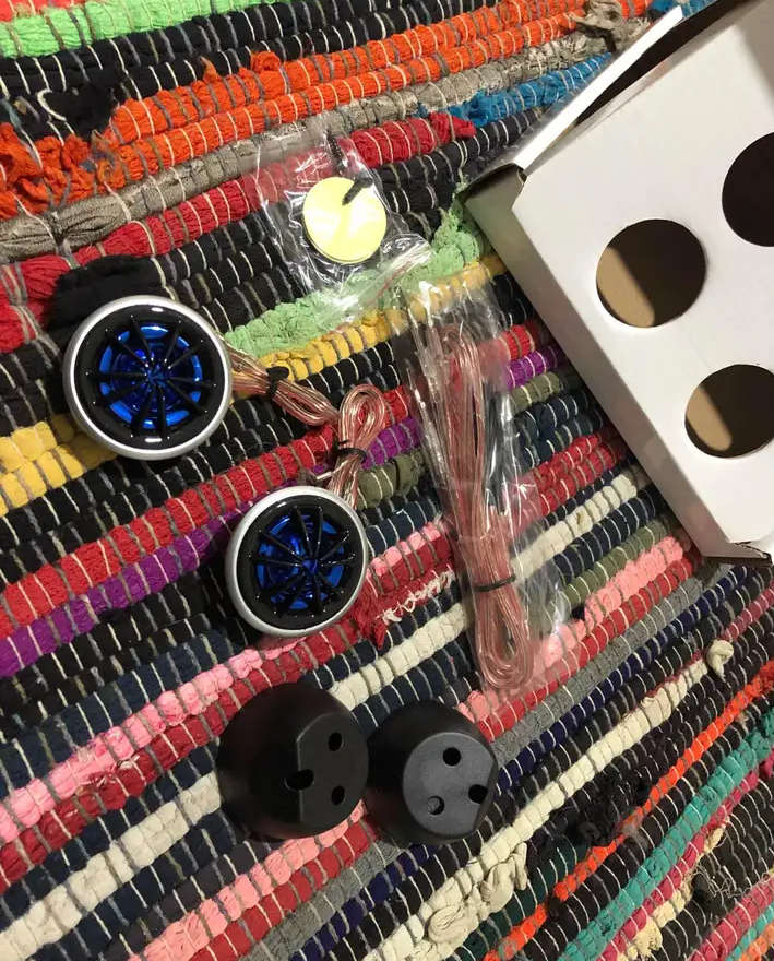 COMPLETE CAR SOUND SYSTEM KIT 5 ASSORTED SPEAKER PAIRS 6X9, 6.5INCH , 5 INCH, 4 INCH AND TWEETERS