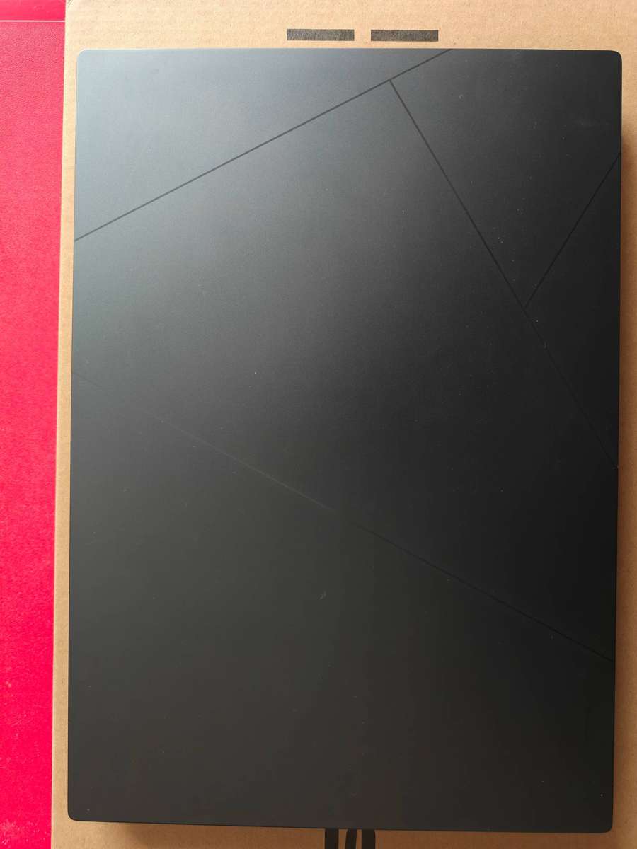 Asus Zenbook 14X Oled