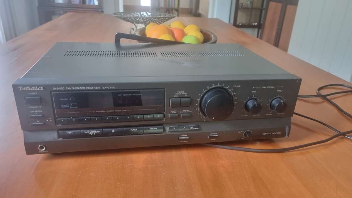 Technics Amplifier. Stereo Synthesizer Receiver. SA-GX130. For repair.