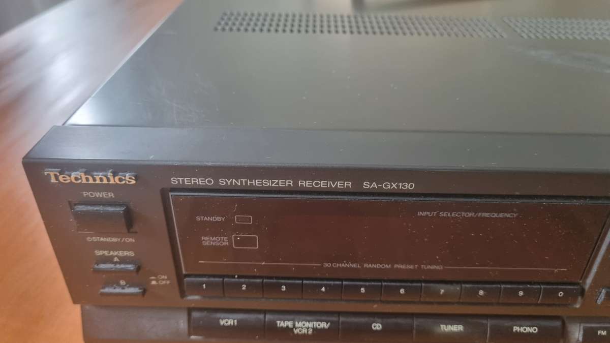 Technics Amplifier. Stereo Synthesizer Receiver. SA-GX130. For repair.