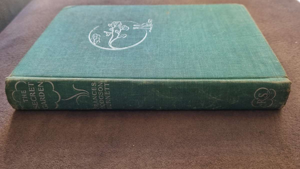 The Secret Garden ( The First Edition to be illustrated by Ernest Shepard ) Burnett, Frances Hodgson