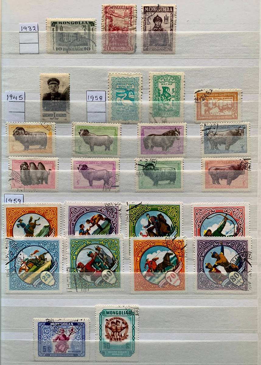Mongolia 1940s to 2000s collection in 16 pg/ 32 side stockbook - Great as thematics !