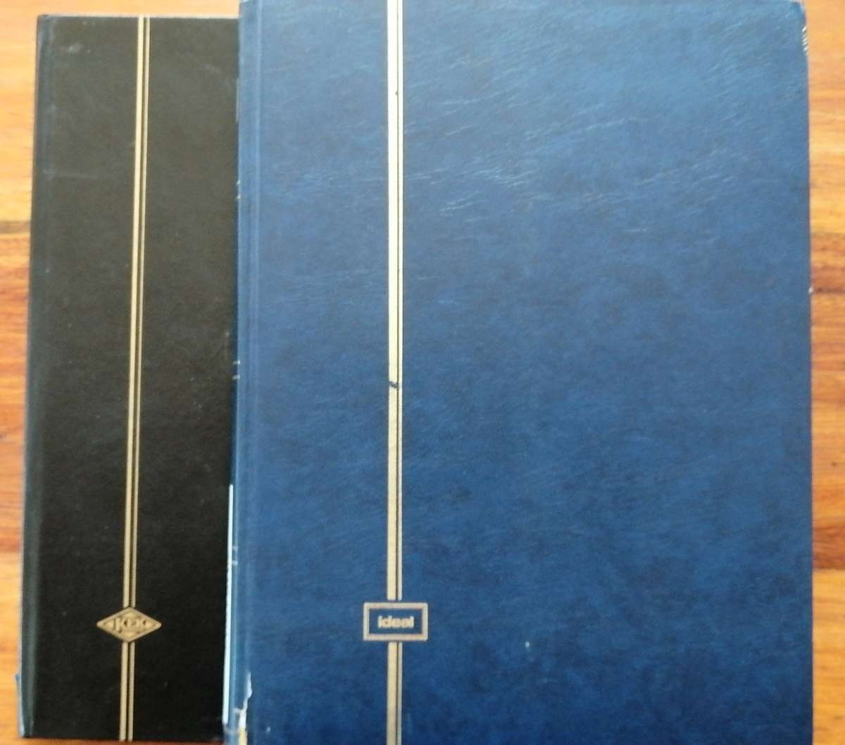 Later Rhodesia in 16 Pg album & Zimbabwe collection in 32 Pg - 2 second hand albums - not all shown