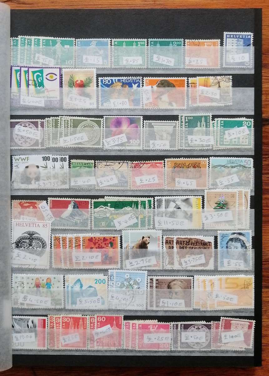 Helvitia - Switzerland Used collection in stockbook - decent CV