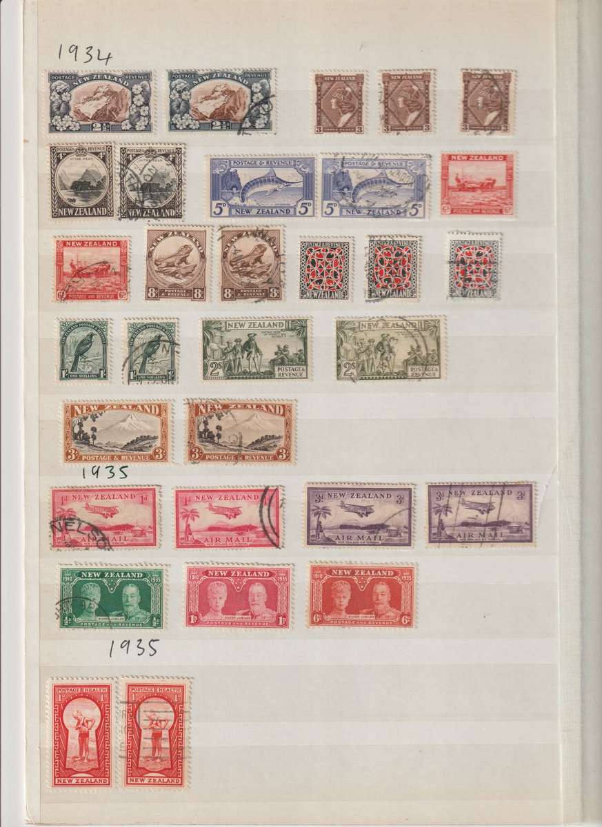 New Zealand 1920 - 1935 **m, *m, used. Good CV. See Scans.