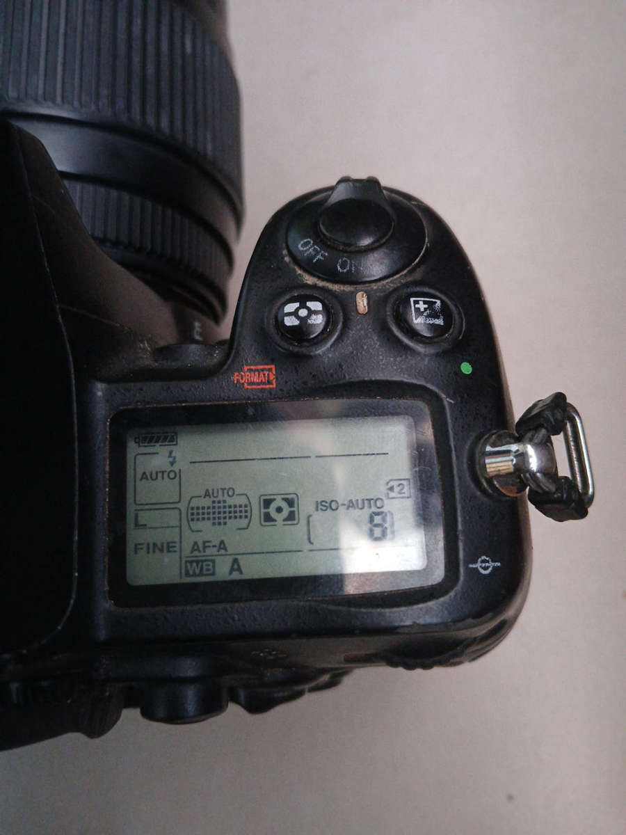 NIKON D7000 & SIGMA LENS