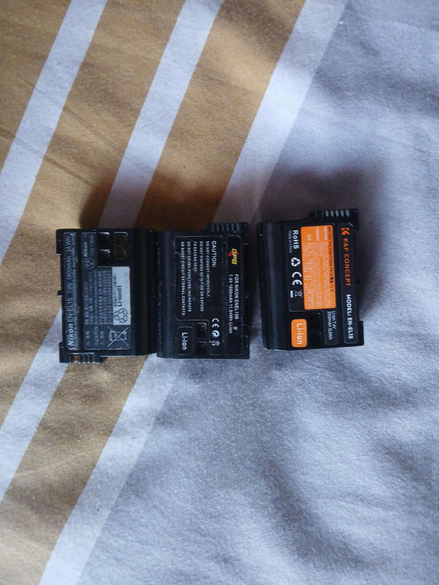 NIKON D7000 & SIGMA LENS