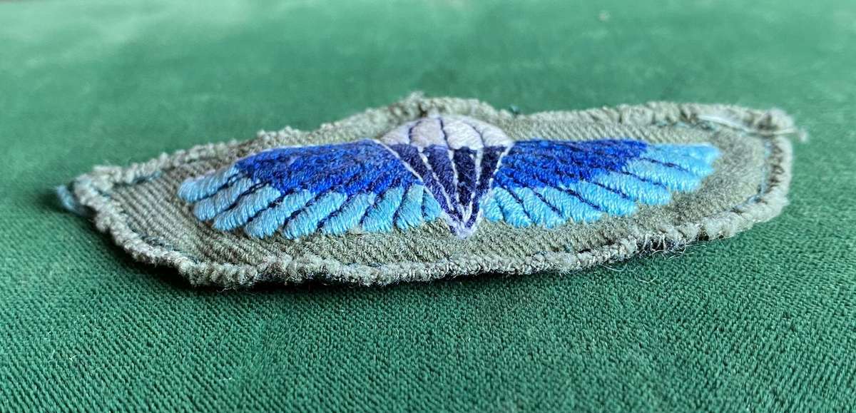 RHODESIA SAS PARACHUTE WINGS FOR CAMOUFLAGE UNIFORMS 1960'S-1980-ORIGINAL-USED-PADDED WING