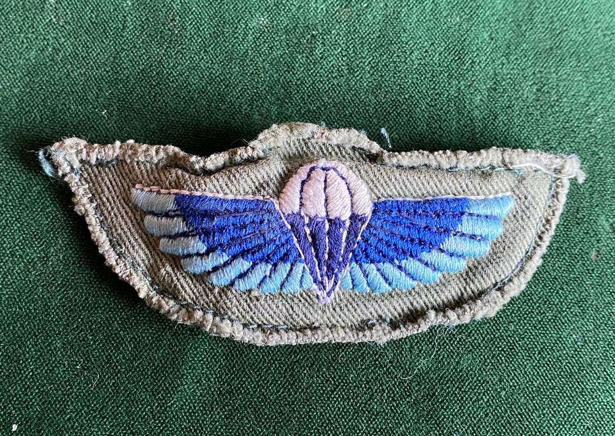 RHODESIA SAS PARACHUTE WINGS FOR CAMOUFLAGE UNIFORMS 1960'S-1980-ORIGINAL-USED-PADDED WING