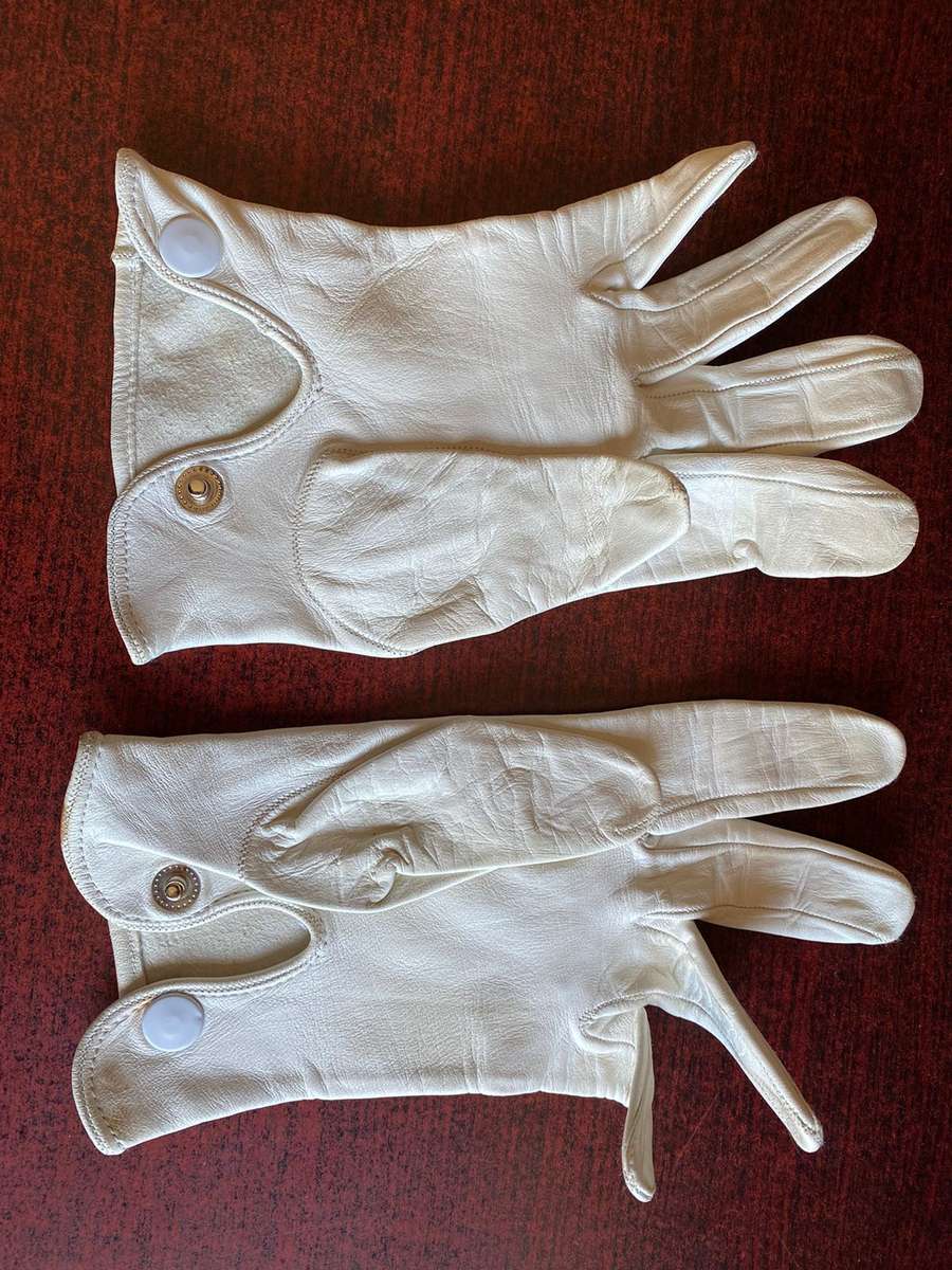 SADF LADIES CEREMONIAL LEATHER GLOVES
