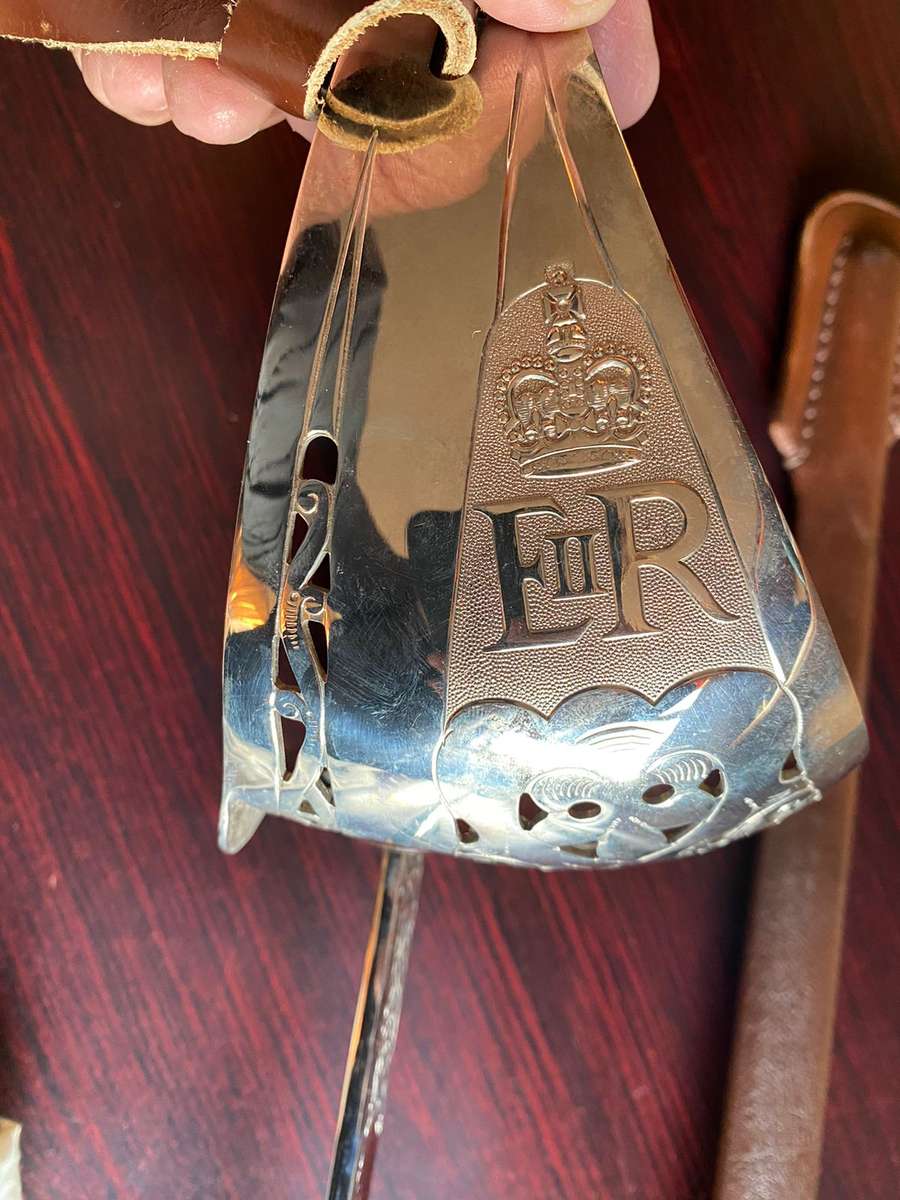 KENIA ARMED FORCES-BRITISH INFANTRY OFFICERS SWORD(1897 PATTERN)PIERCED GUARD BEARING THE ROYAL CIPH