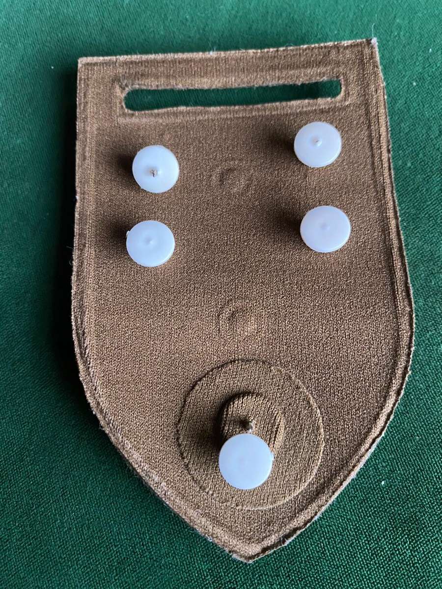 SECUNDA COMMANDO FLASH-WITH COMMAND BAR-PINS INTACT