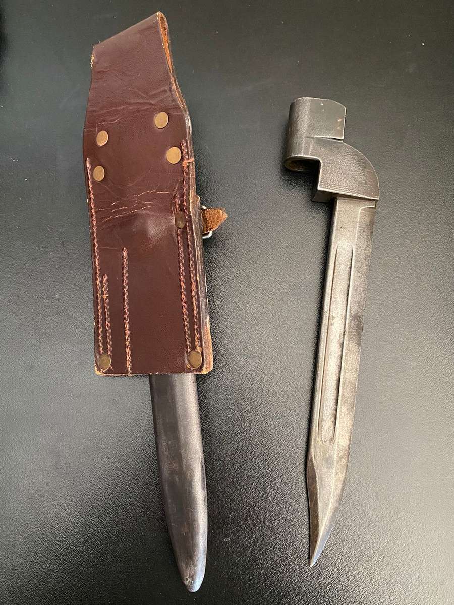 NO 9 BAYONET WITH METAL SCABBARD AND METAL FROG-ALL IN GOOD CONDITION-BAYONET IS DATED 1949