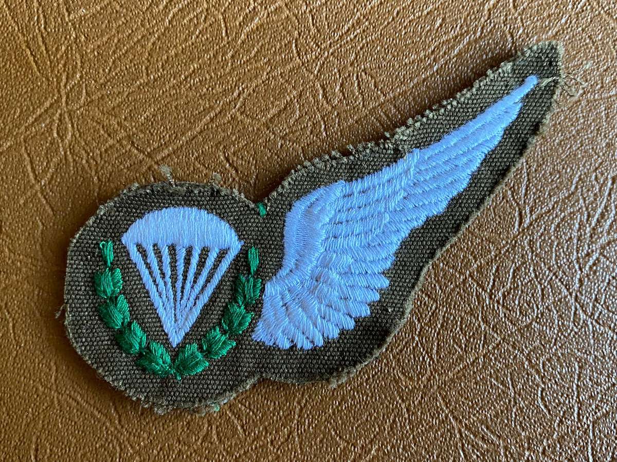 FIRST ISSUE 1960'S ASSISTANT PARA JUMP INSTRUCTOR WING- COMBAT UNIFORM-SCARCE