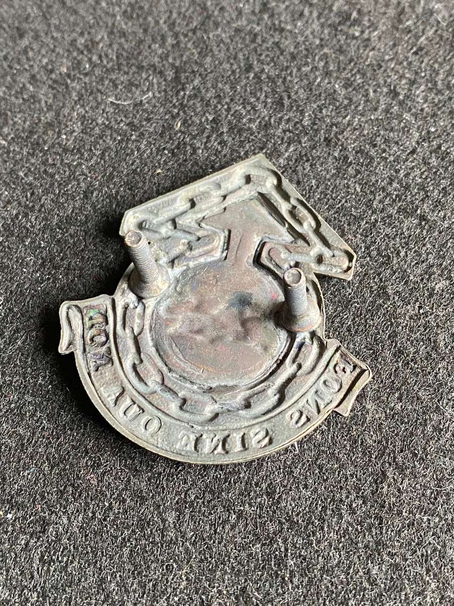 EASTERN TRANSVAAL COMMAND MAINTENANCE UNIT CAP BADGE-2X SCREW LUGS