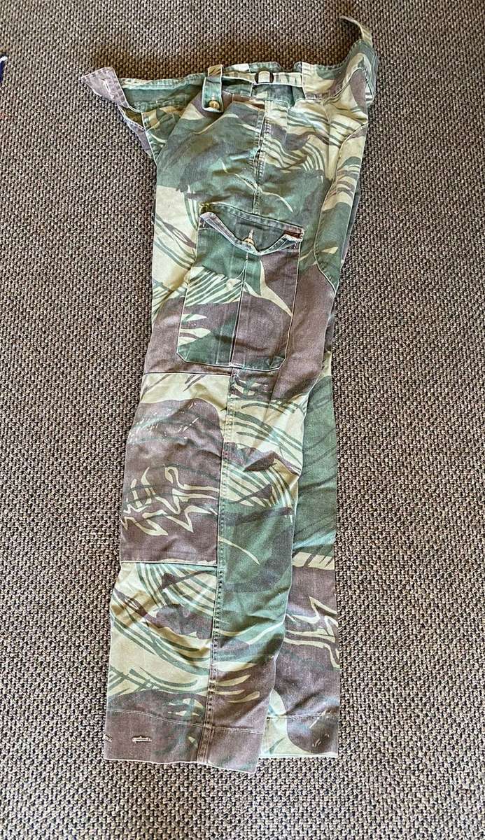 RHODESIAN CAMO TROUSERS-SIZE 32,WITH PIPE LENGTH OF 73 CM-USED BUT GOOD CONDITION-REINFORCED BACK SI