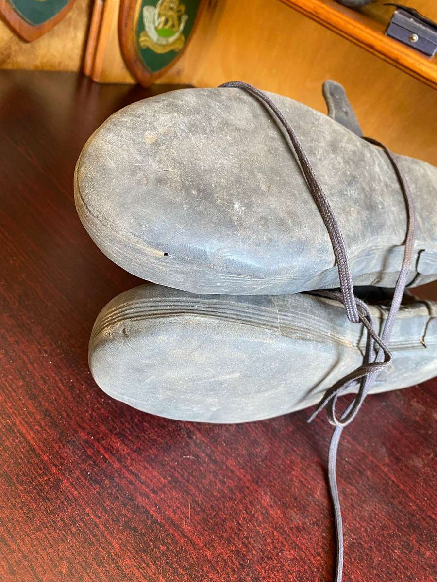 ORIGINAL RHODESIAN SAS ANTI TRACKING BOOTS-BIG SIZE-WOULD SAY 11 OR 12-GOOD CONDITION,CONSIDERING AG