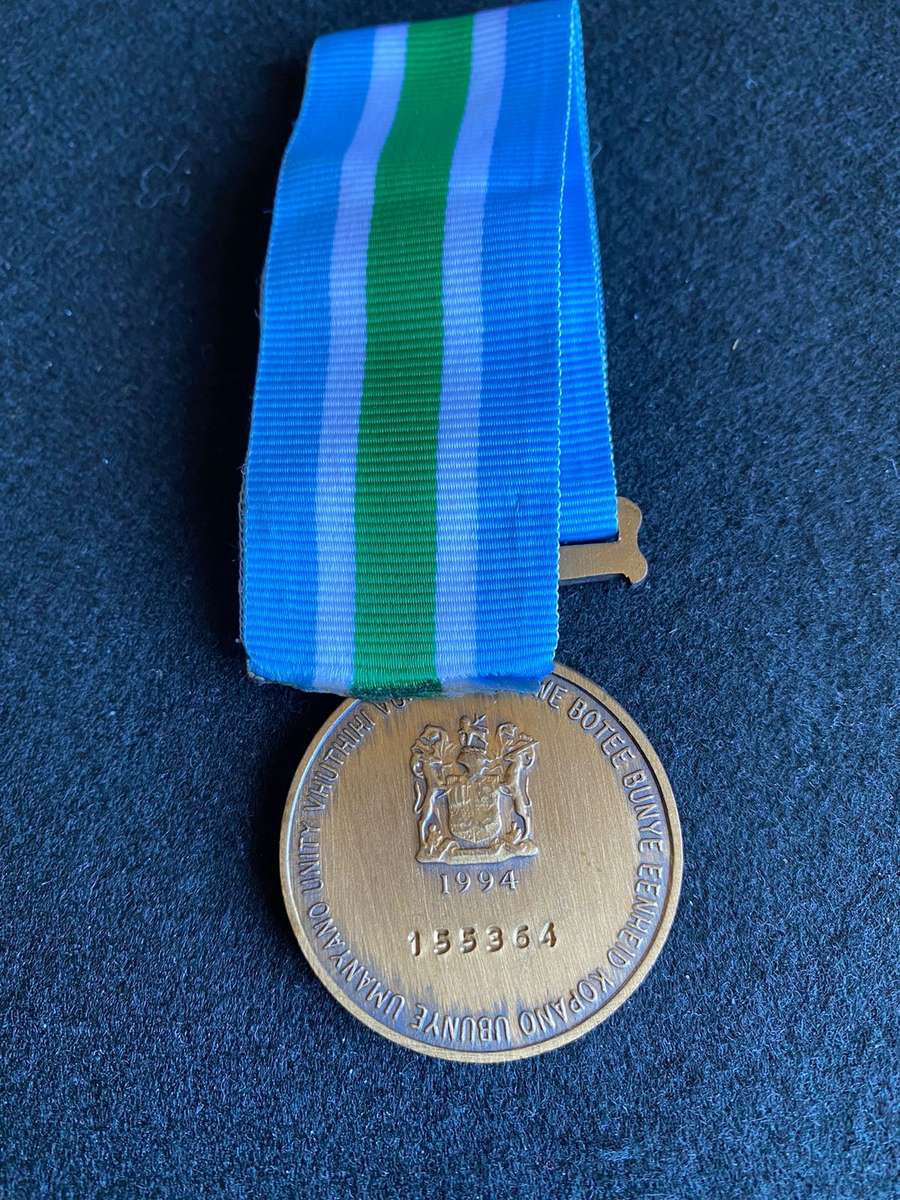 FULL SIZE UNITAS MEDAL 1994-NUMBERED