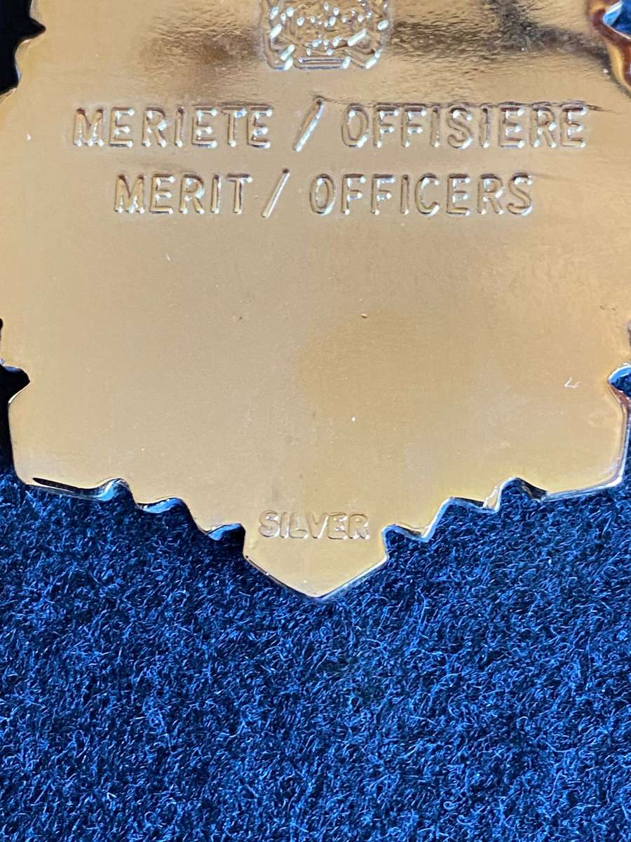 FULL SIZE,SA PRISONS SERVICE MEDAL FOR MERIT (COMMISIONED OFFICERS 1980)- SILVER