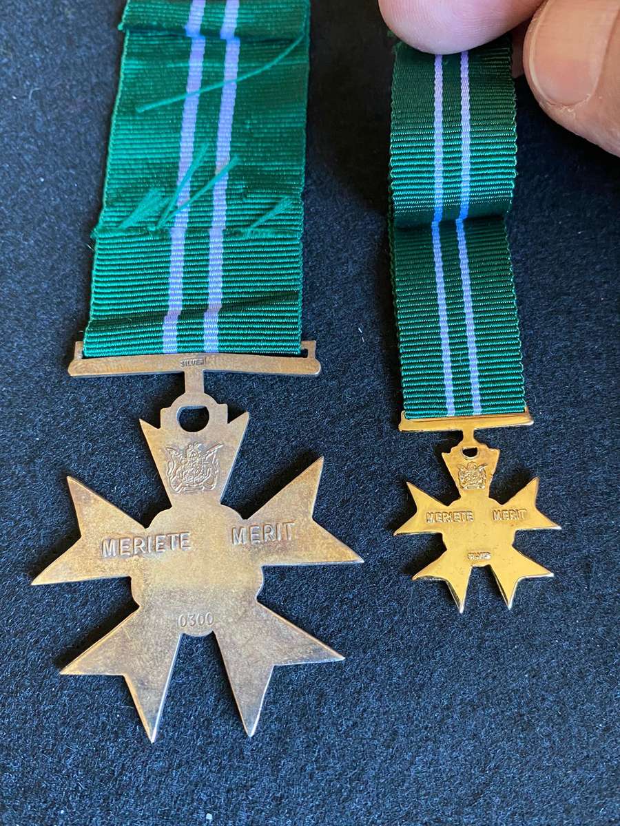 SA PRISONS SERVICE CROSS FOR MERIT (1980) SILVER MARKED AND NUMBERED