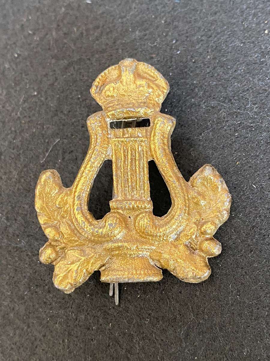 BANDSMAN ARM BADGE CASTING-WORN WW2