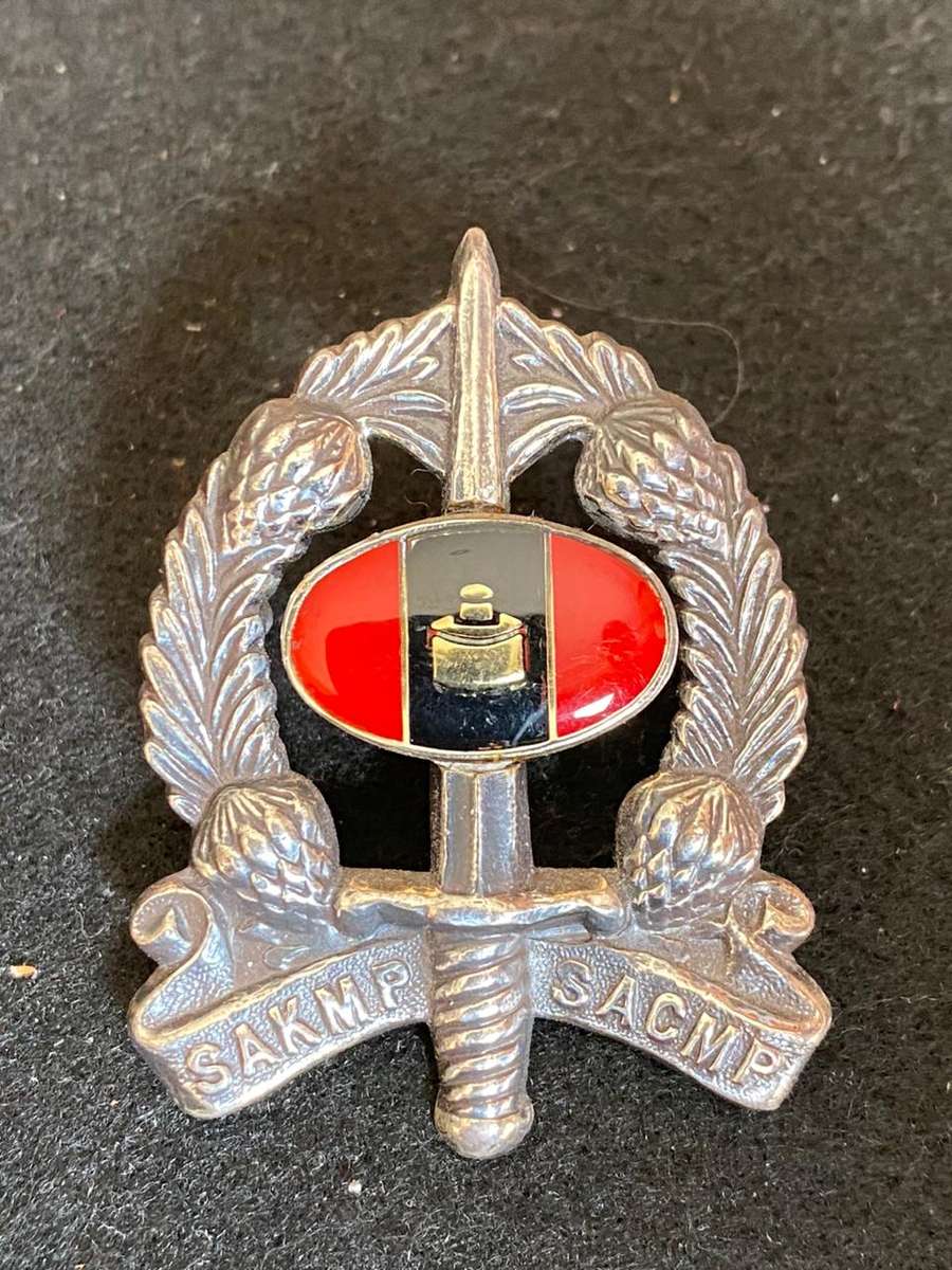 WITWATERSRAND COMMAND PROVOST UNIT CAP BADGE-APPROVED 1987- 2 LUGS